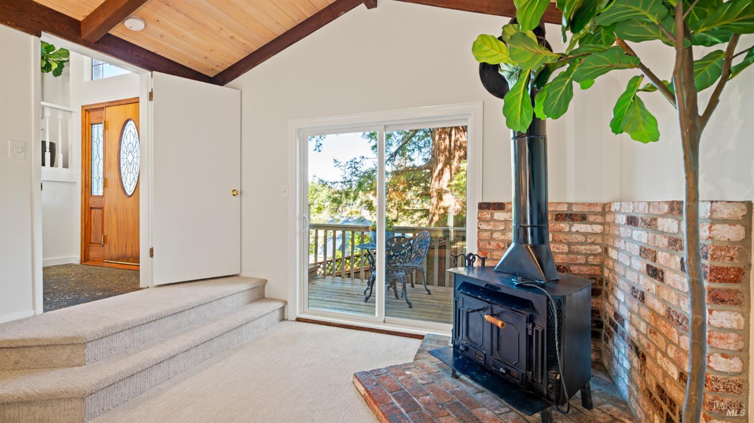 Detail Gallery Image 37 of 77 For 5 Viox Way, San Rafael,  CA 94901 - 4 Beds | 3/1 Baths