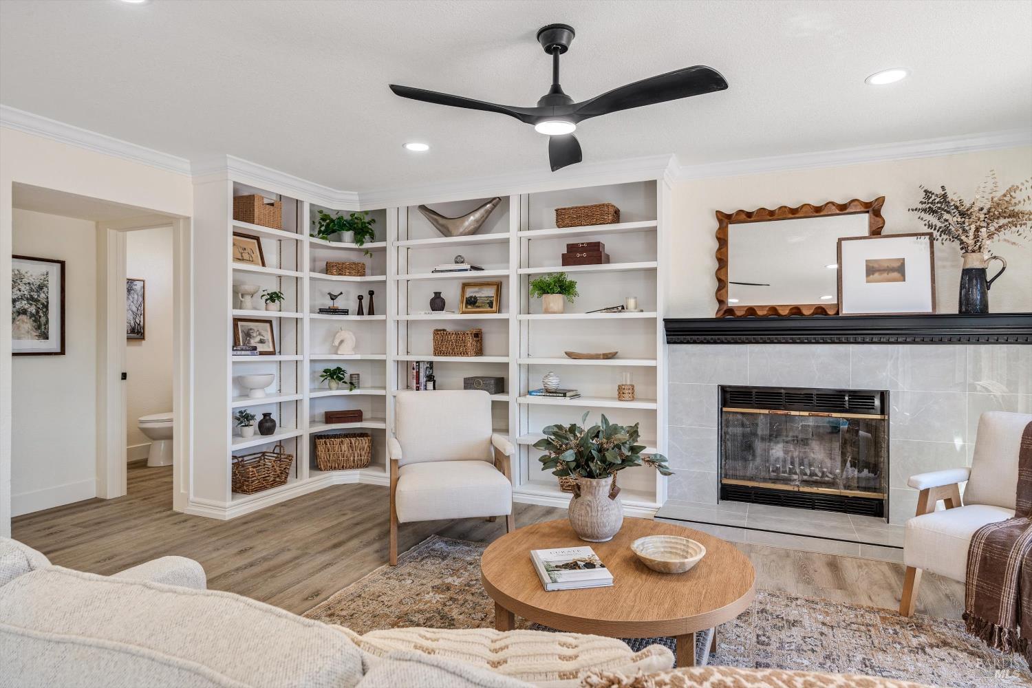 Detail Gallery Image 11 of 24 For 1741 Randon Way, Santa Rosa,  CA 95403 - 3 Beds | 2/1 Baths