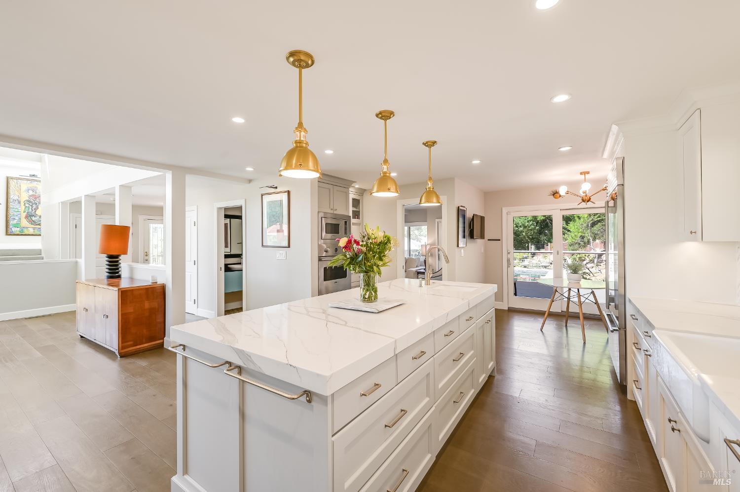 Detail Gallery Image 16 of 46 For 1676 Indian Valley Rd, Novato,  CA 94947 - 3 Beds | 4/1 Baths