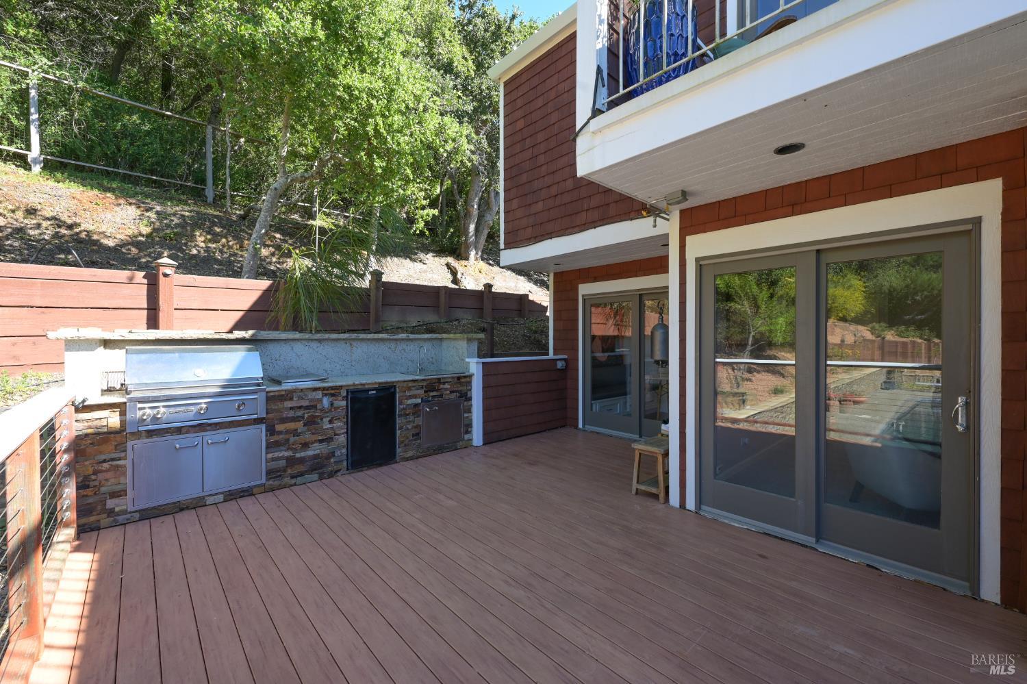 Detail Gallery Image 36 of 46 For 1676 Indian Valley Rd, Novato,  CA 94947 - 3 Beds | 4/1 Baths