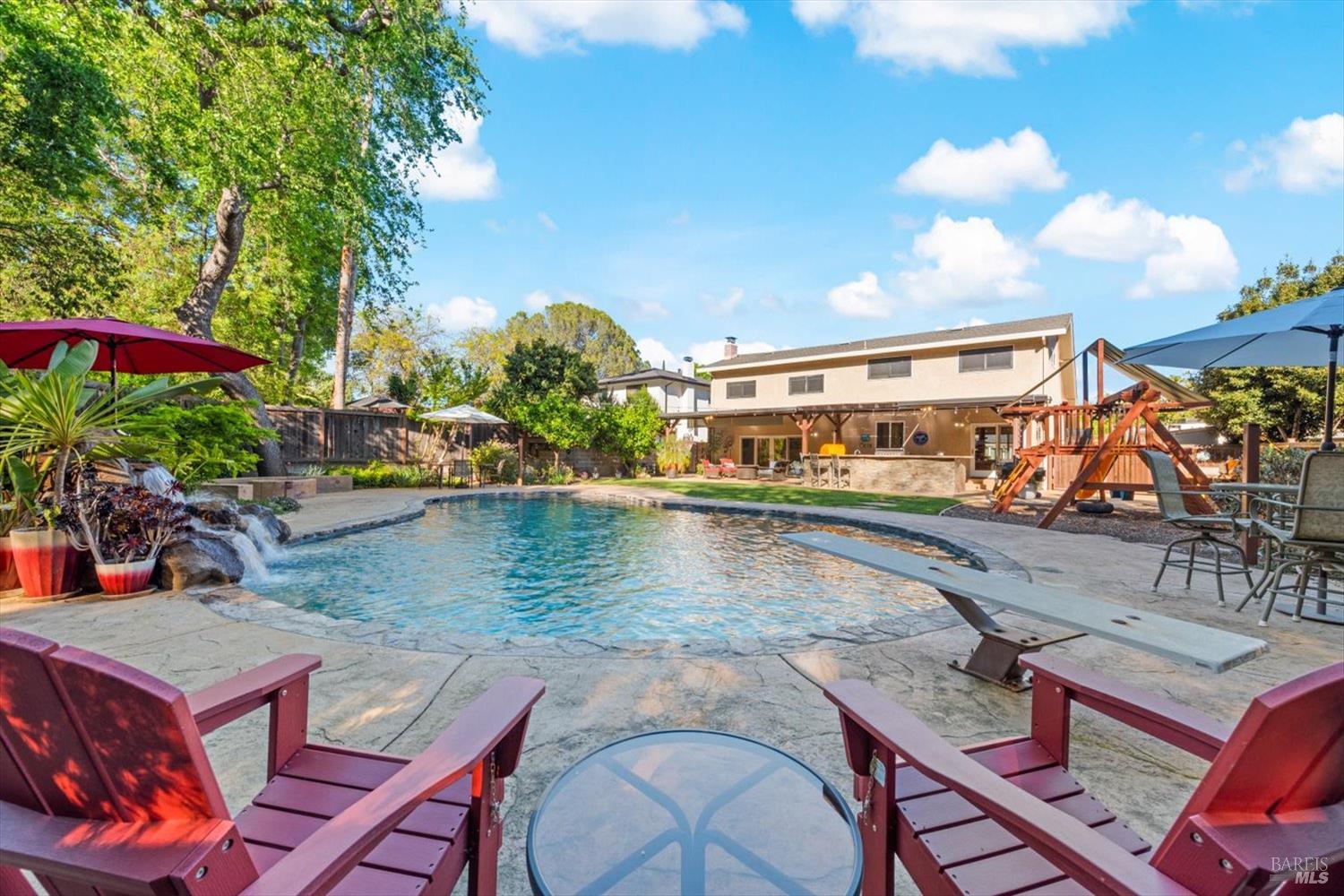 Detail Gallery Image 65 of 99 For 104 Westwood St, Vacaville,  CA 95688 - 5 Beds | 2/1 Baths