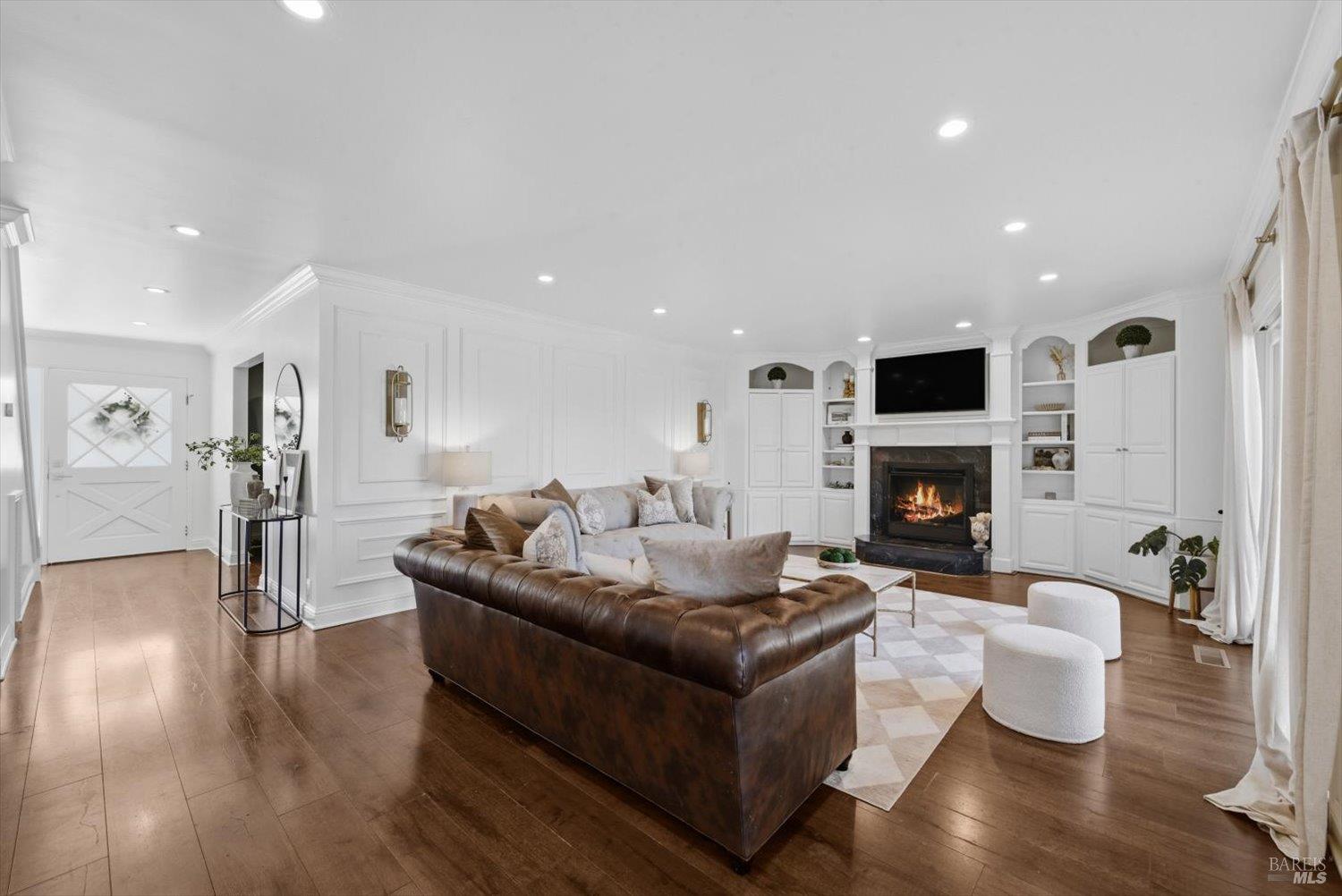 Detail Gallery Image 15 of 99 For 160 Wykoff Dr, Vacaville,  CA 95688 - 6 Beds | 4 Baths