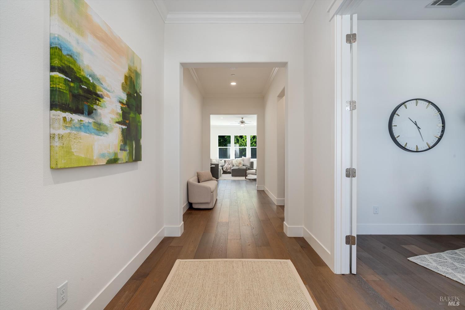 Detail Gallery Image 4 of 40 For 215 Pheasant Ct, Napa,  CA 94558 - 4 Beds | 2/1 Baths