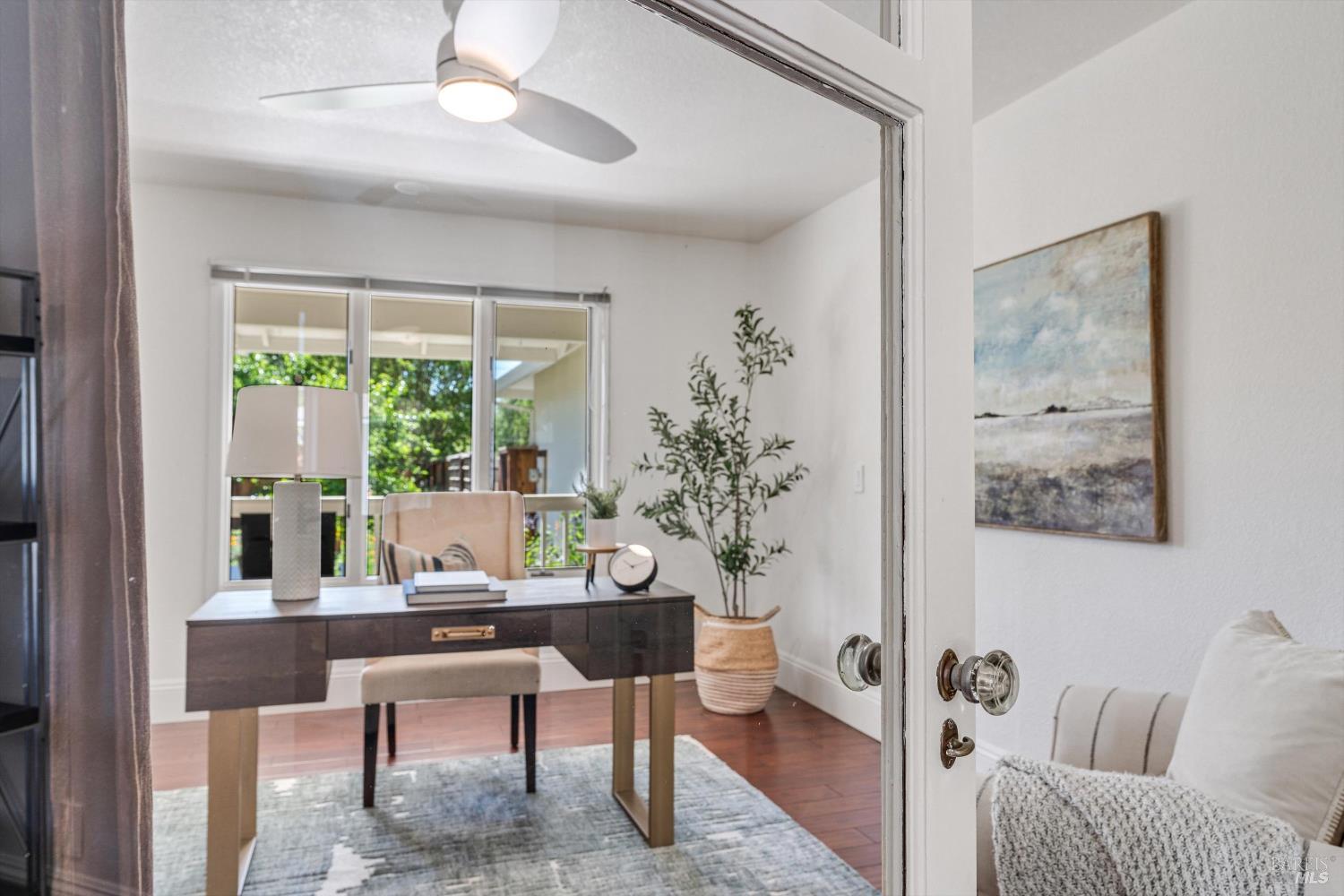 Detail Gallery Image 16 of 56 For 10014 Herb Rd, Windsor,  CA 95492 - 6 Beds | 3 Baths