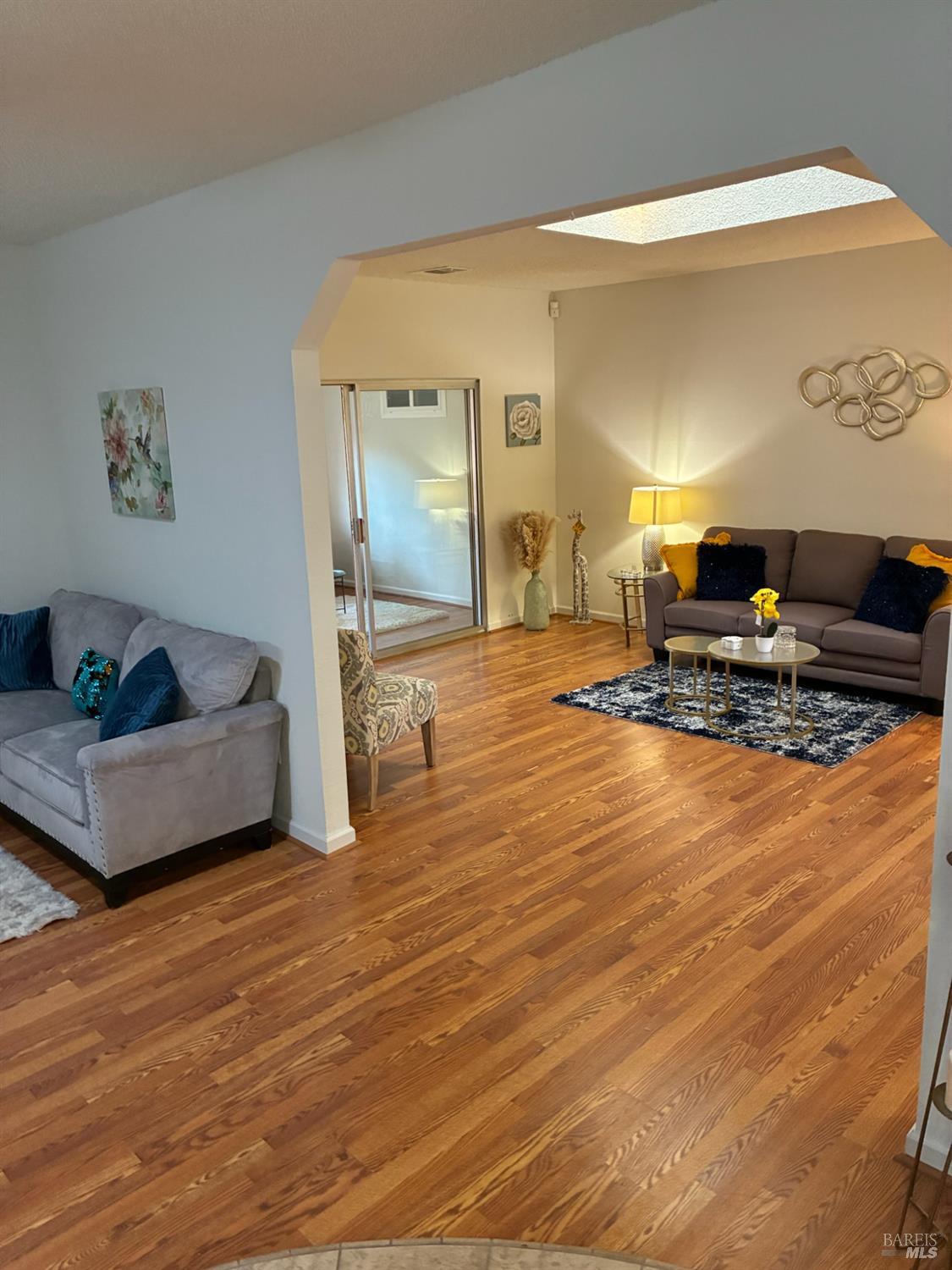 Detail Gallery Image 12 of 38 For 300 Begonia Blvd, Fairfield,  CA 94533 - 4 Beds | 2 Baths