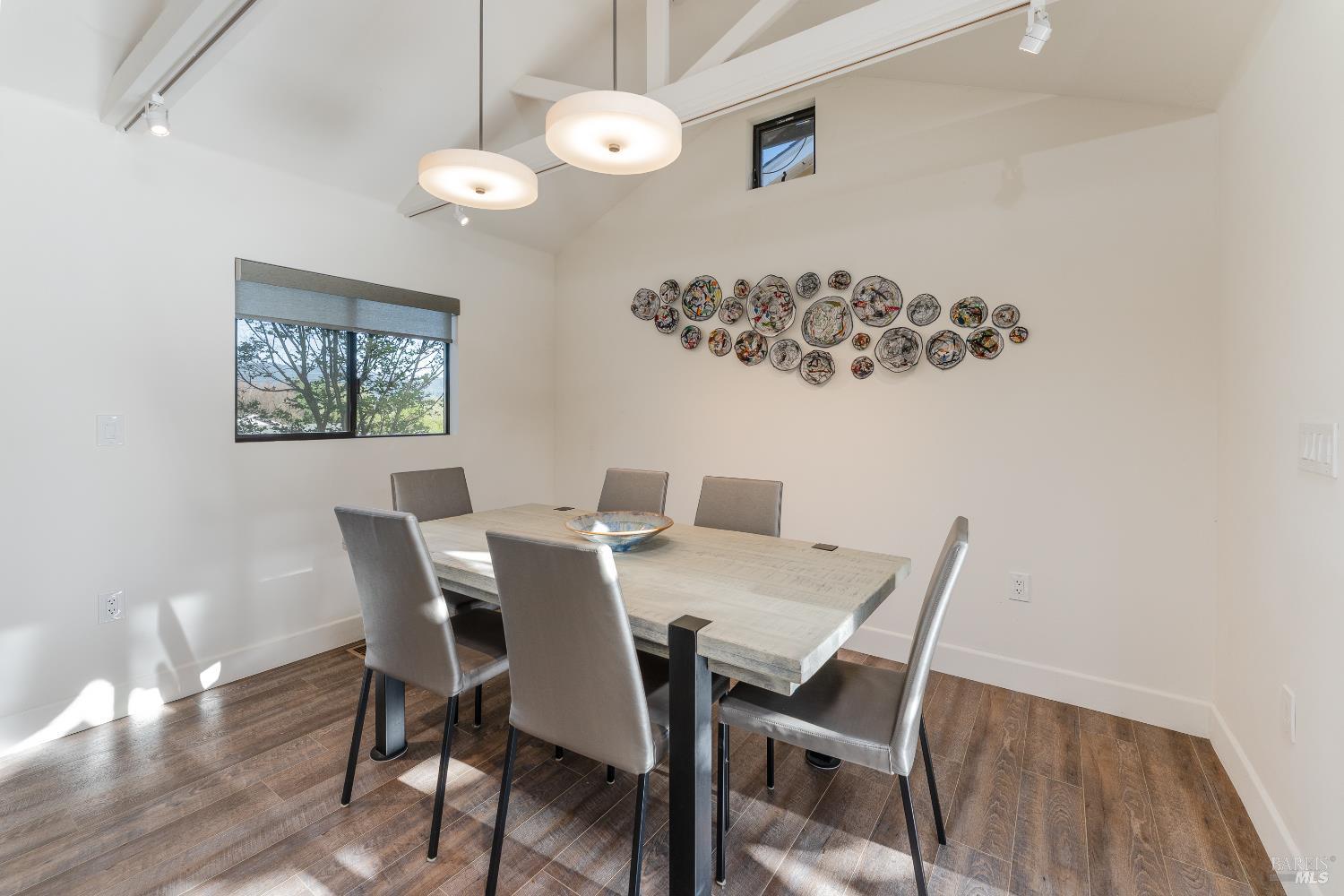 Detail Gallery Image 7 of 39 For 902 Helen Ave, Ukiah,  CA 95482 - 1 Beds | 1 Baths