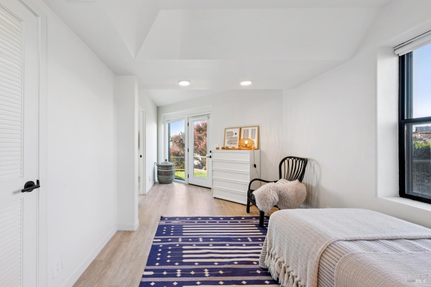 Detail Gallery Image 7 of 98 For 557 Oceana Dr, Dillon Beach,  CA 94929 - 3 Beds | 3 Baths