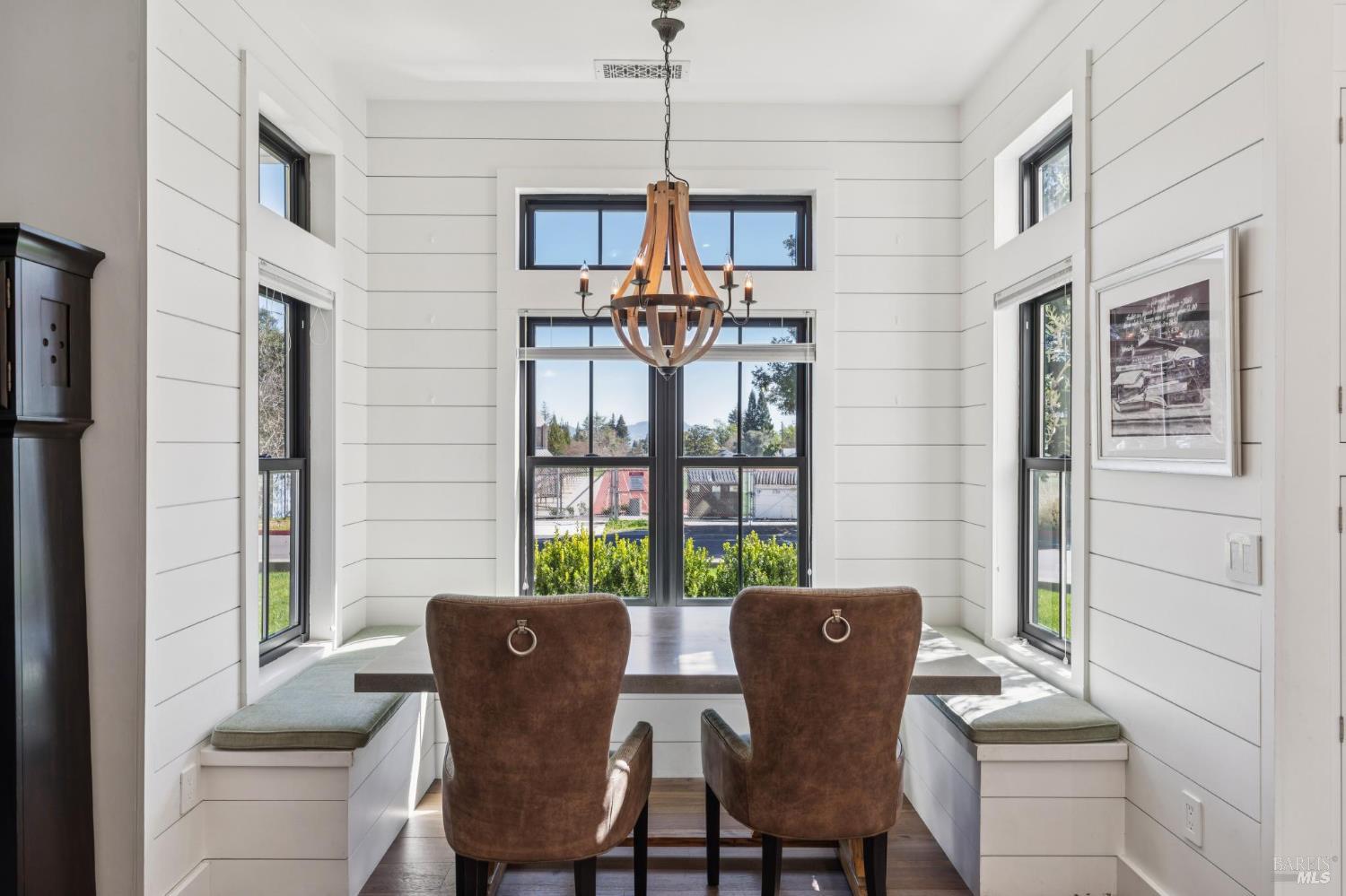 Detail Gallery Image 20 of 82 For 1810 Quail Ct, Saint Helena,  CA 94574 - 4 Beds | 3 Baths