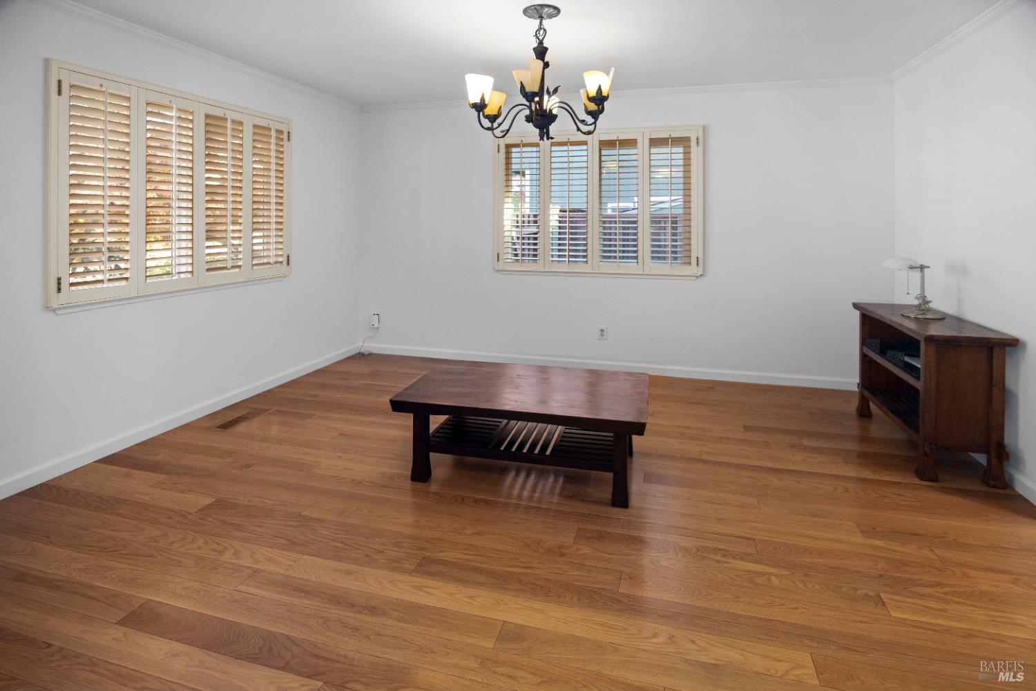 Detail Gallery Image 15 of 36 For 4808 Foxglove Ct, Santa Rosa,  CA 95405 - 4 Beds | 3 Baths