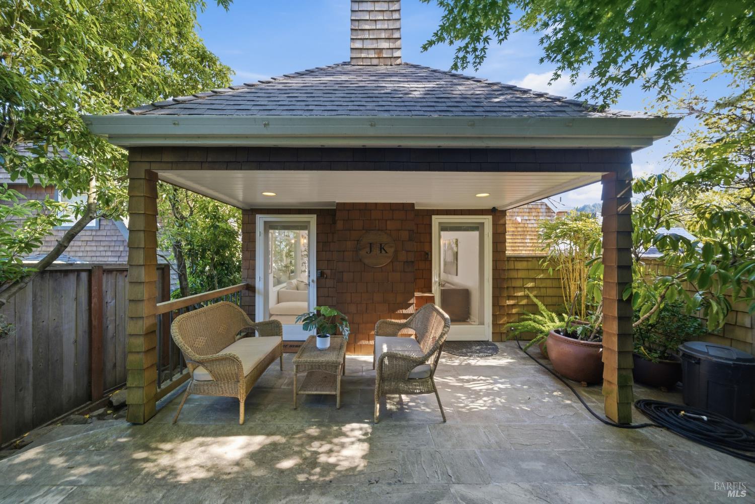 Detail Gallery Image 6 of 50 For 29 Bayview Ave #3,  Mill Valley,  CA 94941 - 2 Beds | 2 Baths