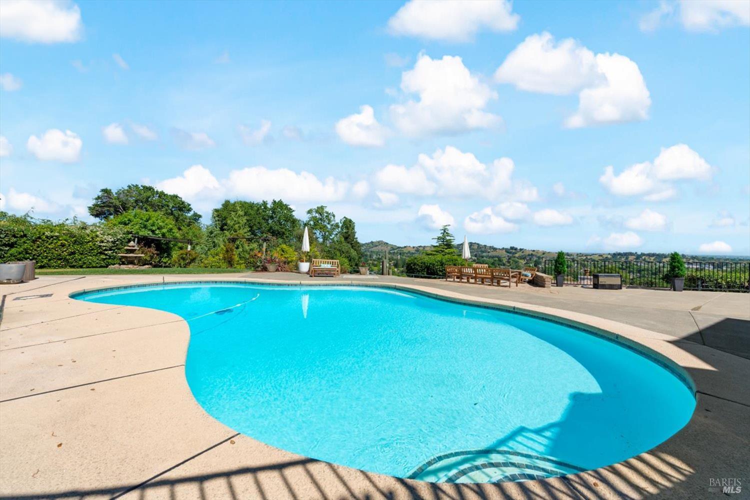 Detail Gallery Image 76 of 99 For 160 Wykoff Dr, Vacaville,  CA 95688 - 6 Beds | 4 Baths