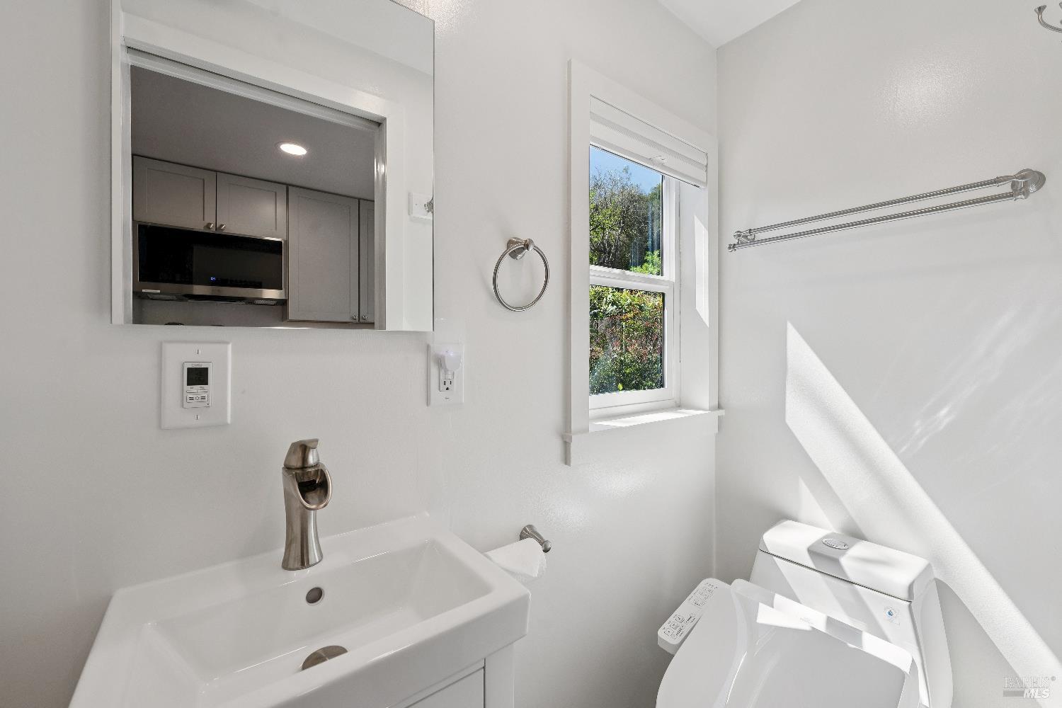 Detail Gallery Image 45 of 58 For 142 Dominga Ave, Fairfax,  CA 94930 - 3 Beds | 2 Baths