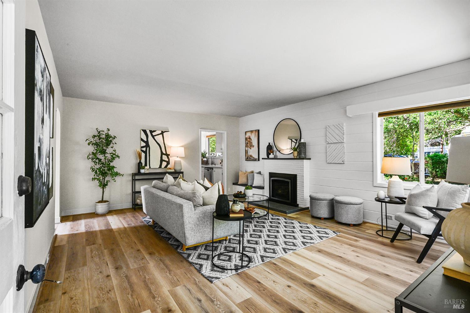 Detail Gallery Image 6 of 62 For 241 Floribel Ave, San Anselmo,  CA 94960 - 3 Beds | 2 Baths