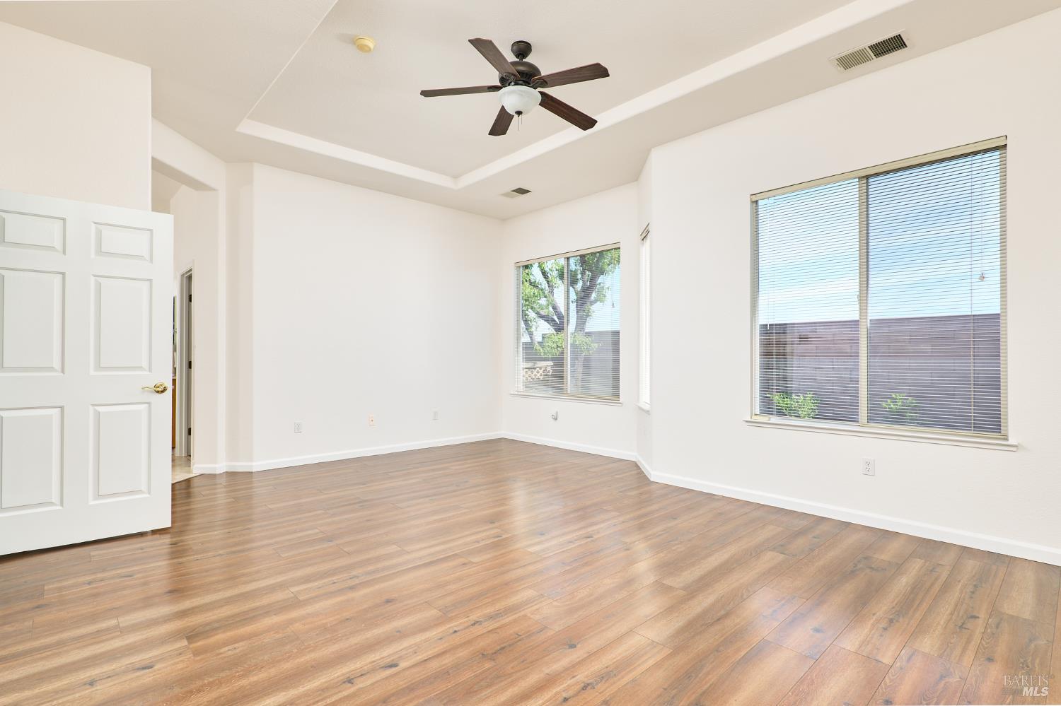 Detail Gallery Image 20 of 39 For 604 American Falls Dr, Rio Vista,  CA 94571 - 3 Beds | 3/1 Baths