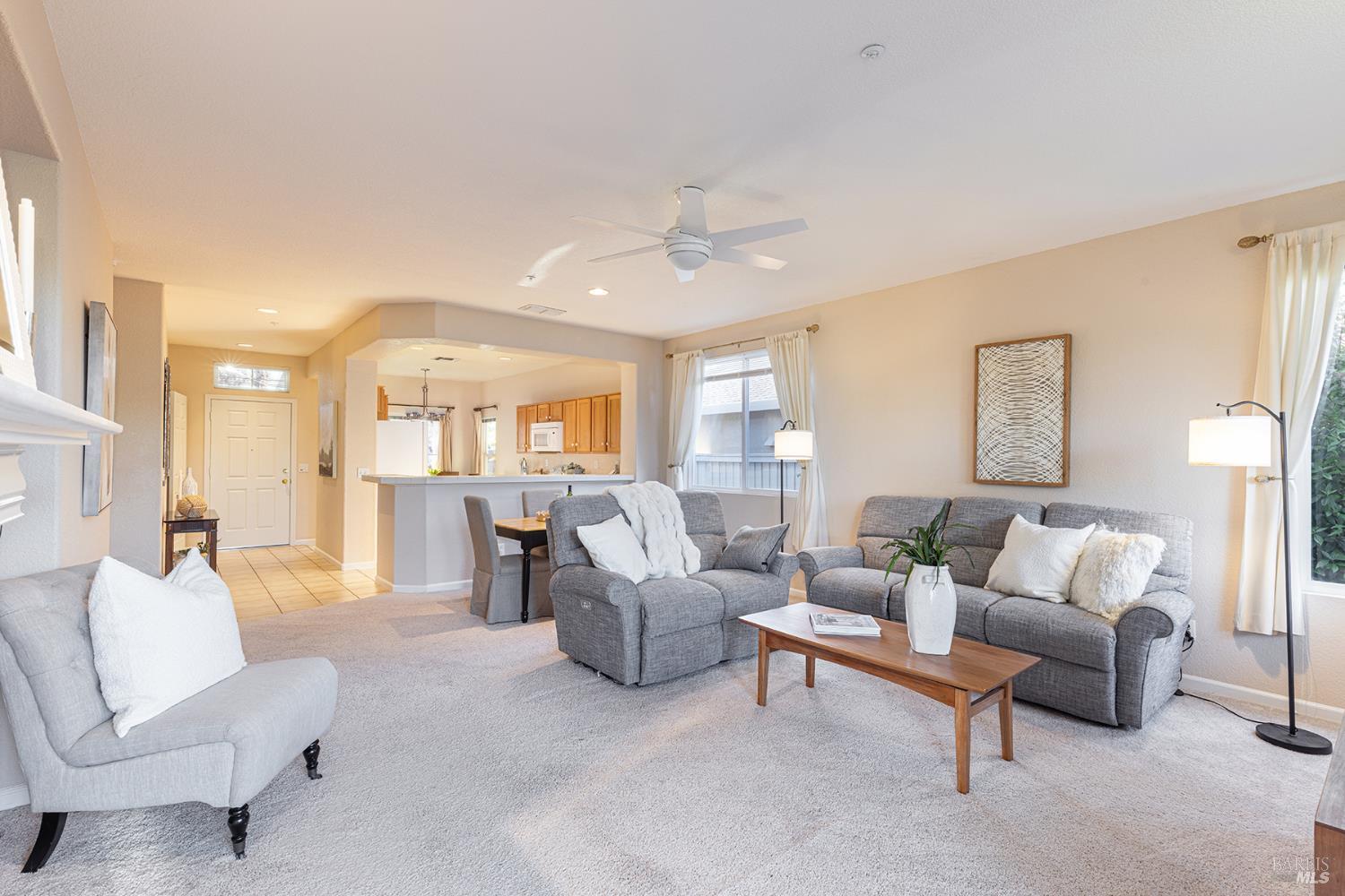 Detail Gallery Image 9 of 26 For 274 Red Mountain Dr, Cloverdale,  CA 95425 - 2 Beds | 2 Baths