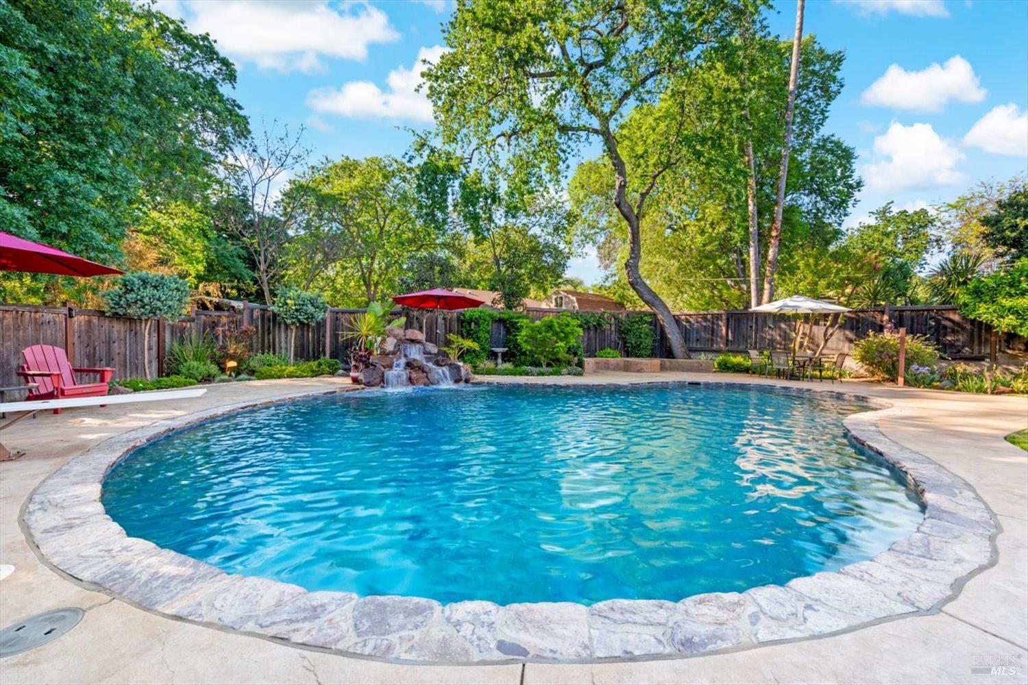 Detail Gallery Image 69 of 99 For 104 Westwood St, Vacaville,  CA 95688 - 5 Beds | 2/1 Baths