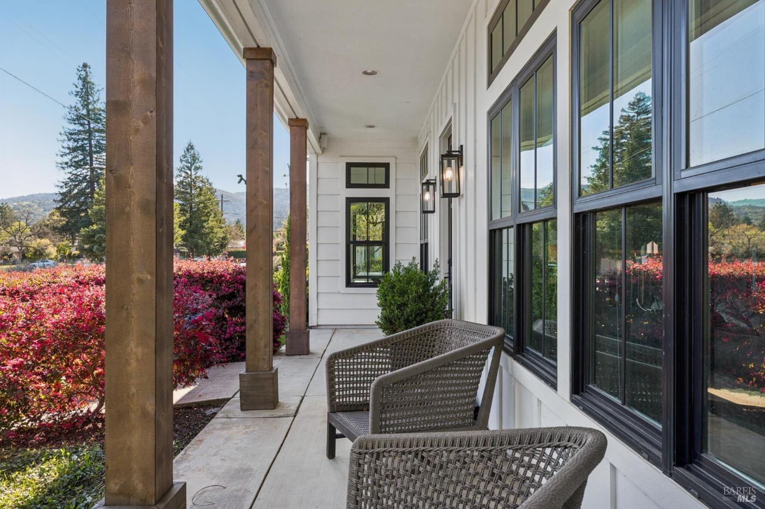 Detail Gallery Image 3 of 82 For 1810 Quail Ct, Saint Helena,  CA 94574 - 4 Beds | 3 Baths