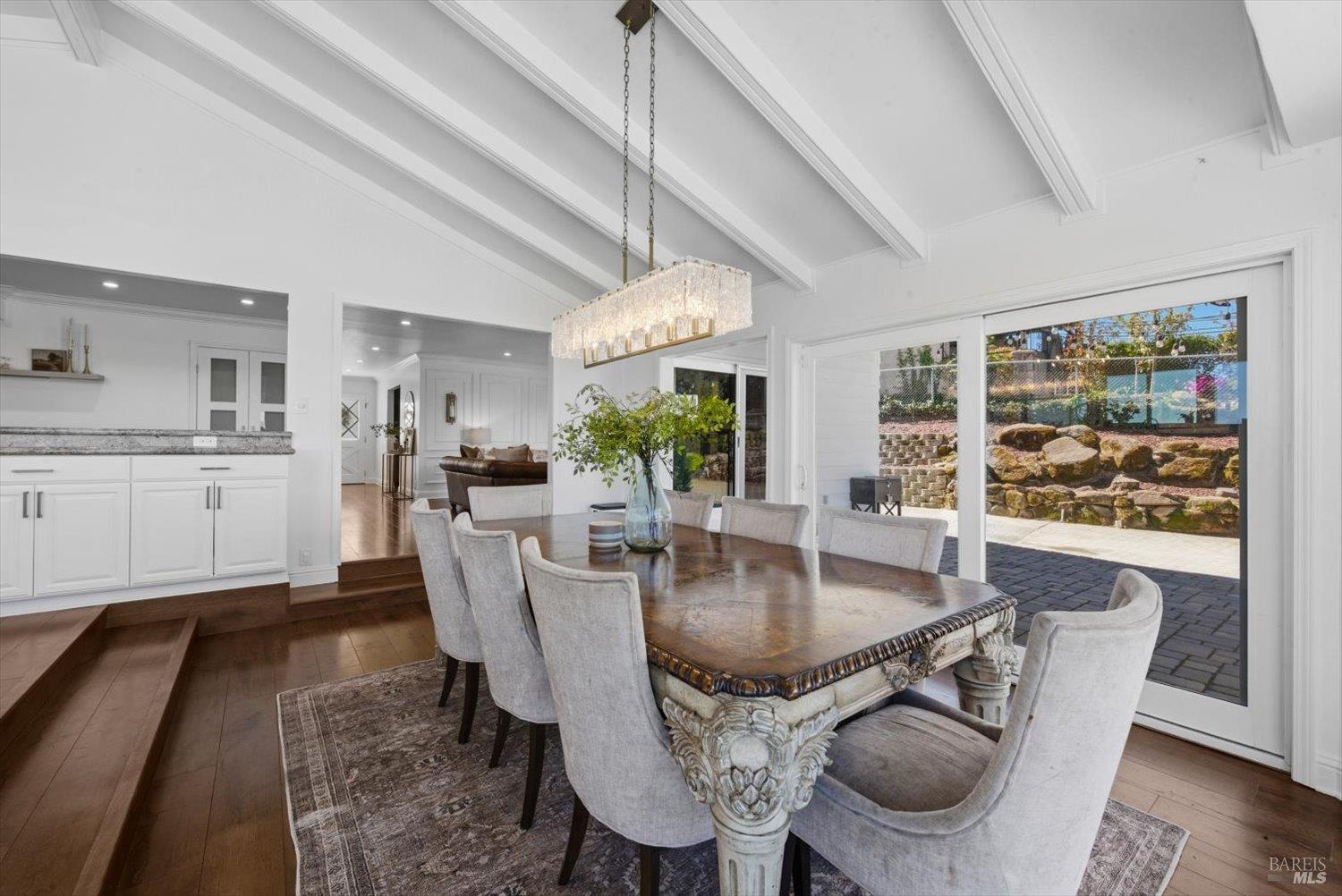 Detail Gallery Image 26 of 99 For 160 Wykoff Dr, Vacaville,  CA 95688 - 6 Beds | 4 Baths