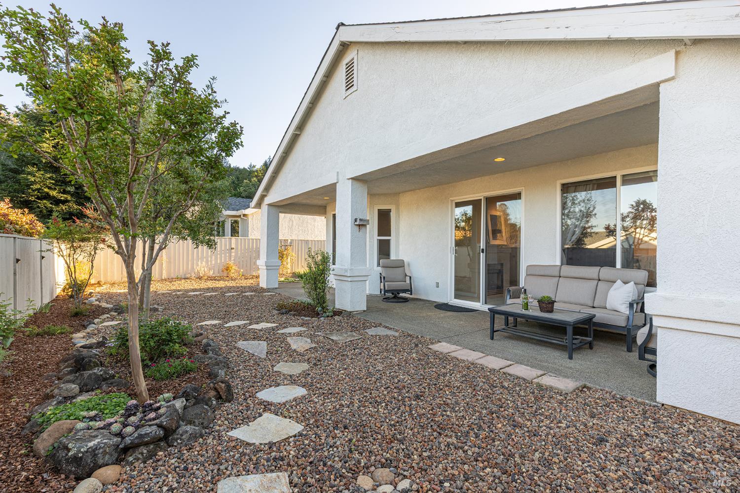 Detail Gallery Image 25 of 26 For 274 Red Mountain Dr, Cloverdale,  CA 95425 - 2 Beds | 2 Baths