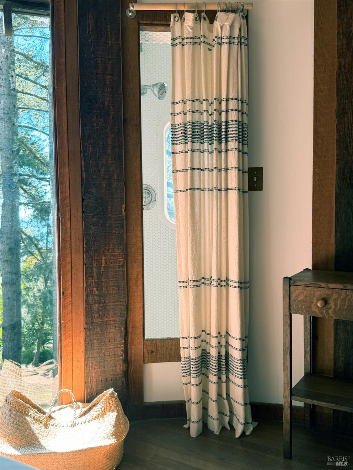 Detail Gallery Image 23 of 50 For Address Is Not Disclosed, Stinson Beach,  CA 94970 - 2 Beds | 2 Baths