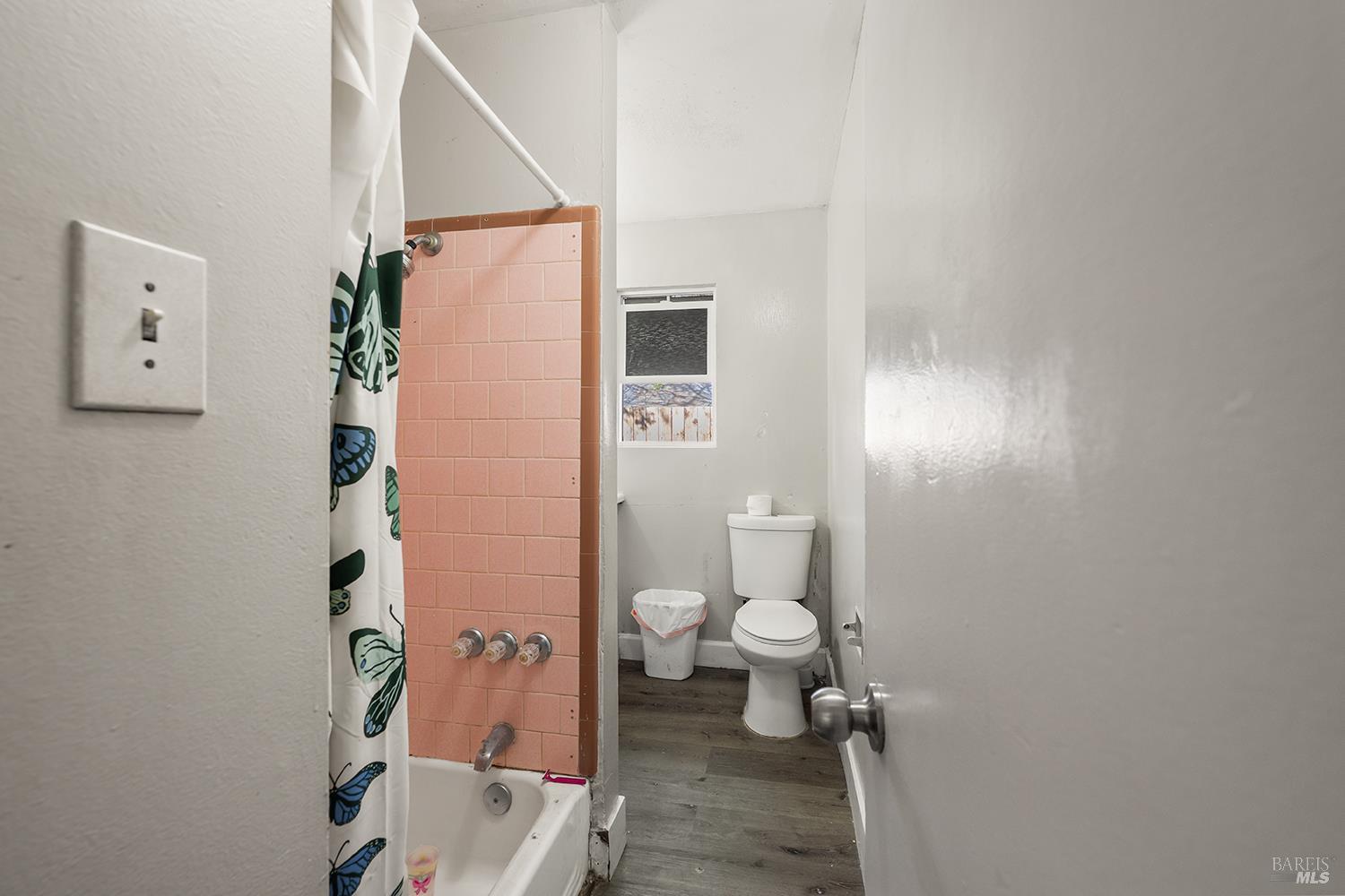 Detail Gallery Image 6 of 27 For 2549 Corby Ave, Santa Rosa,  CA 95407 - – Beds | – Baths