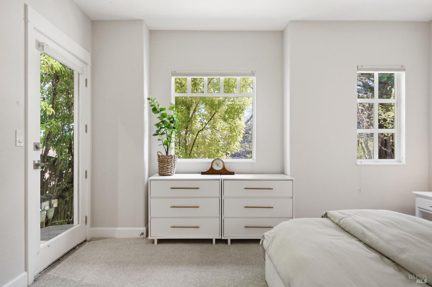 Detail Gallery Image 37 of 50 For 29 Bayview Ave #3,  Mill Valley,  CA 94941 - 2 Beds | 2 Baths