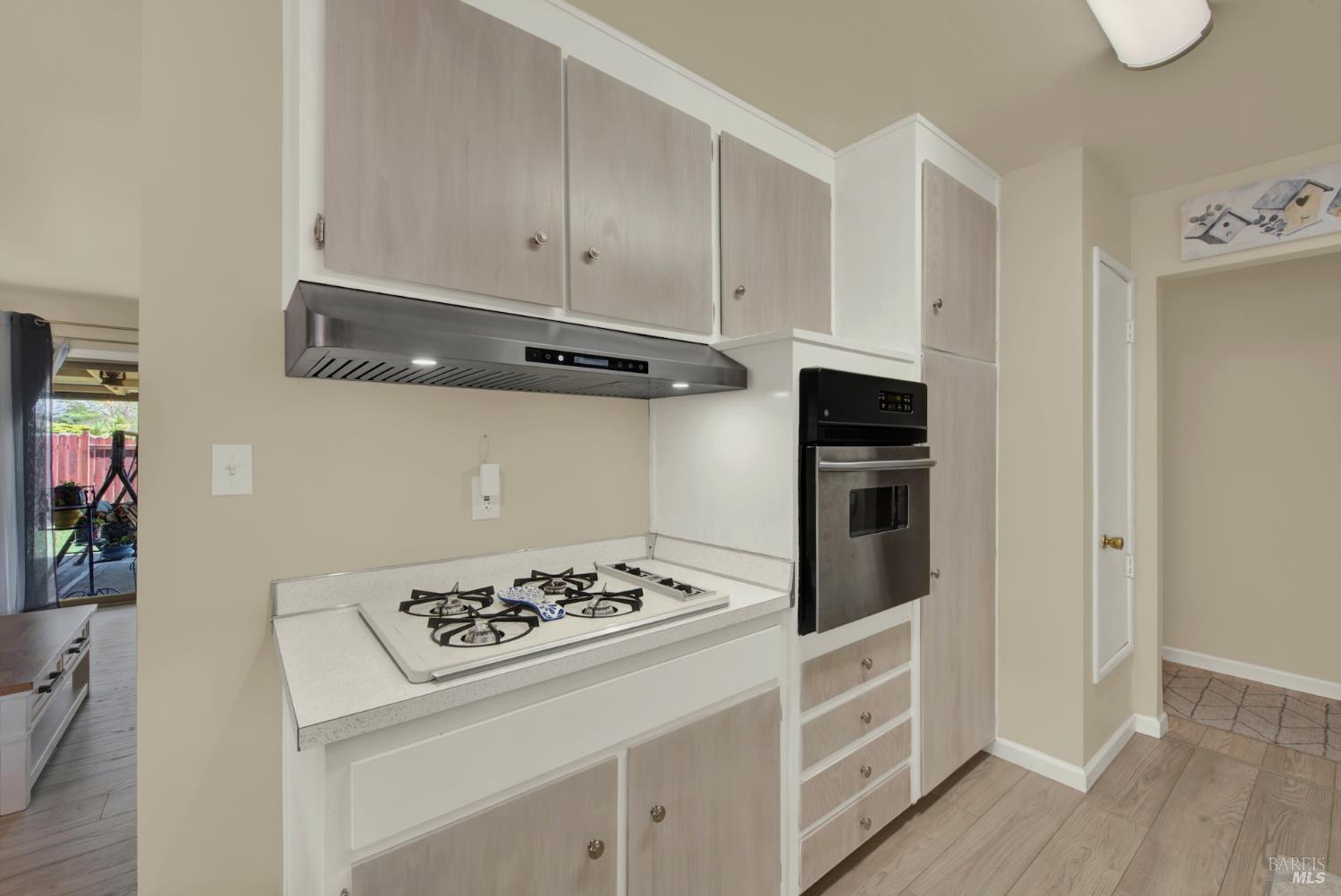 Detail Gallery Image 7 of 26 For 1624 Dover Ave, Fairfield,  CA 94533 - 3 Beds | 1 Baths