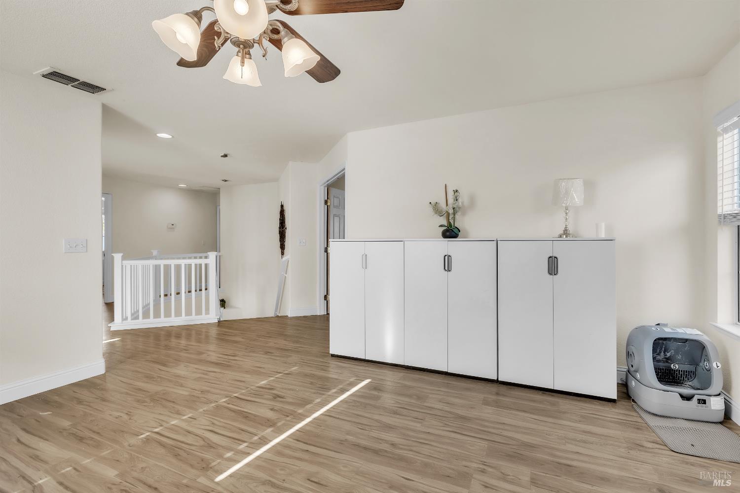 Detail Gallery Image 16 of 38 For 5089 Falls Ct, Fairfield,  CA 94534 - 4 Beds | 2/1 Baths