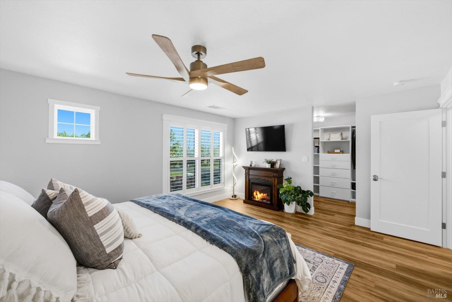 Detail Gallery Image 40 of 99 For 104 Westwood St, Vacaville,  CA 95688 - 5 Beds | 2/1 Baths