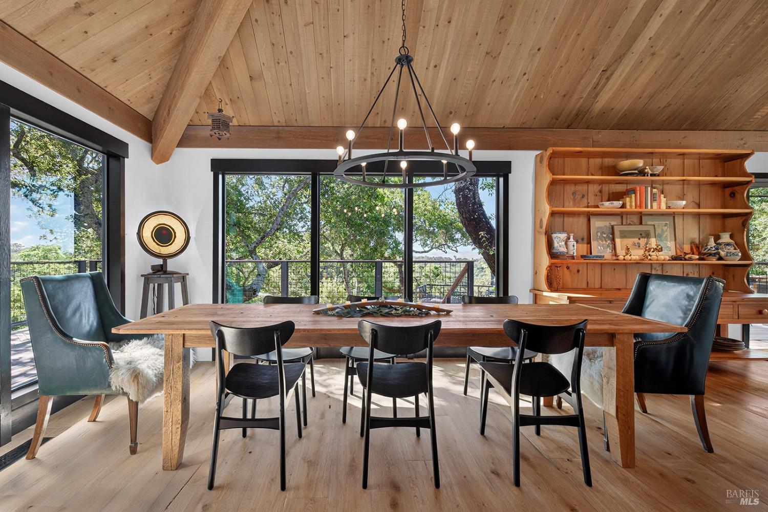 Detail Gallery Image 12 of 71 For 3662 Lovall Valley Rd, Sonoma,  CA 95476 - 3 Beds | 2 Baths