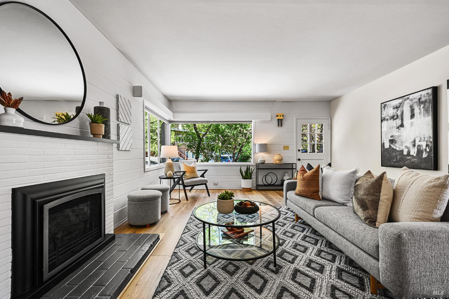 Detail Gallery Image 8 of 62 For 241 Floribel Ave, San Anselmo,  CA 94960 - 3 Beds | 2 Baths