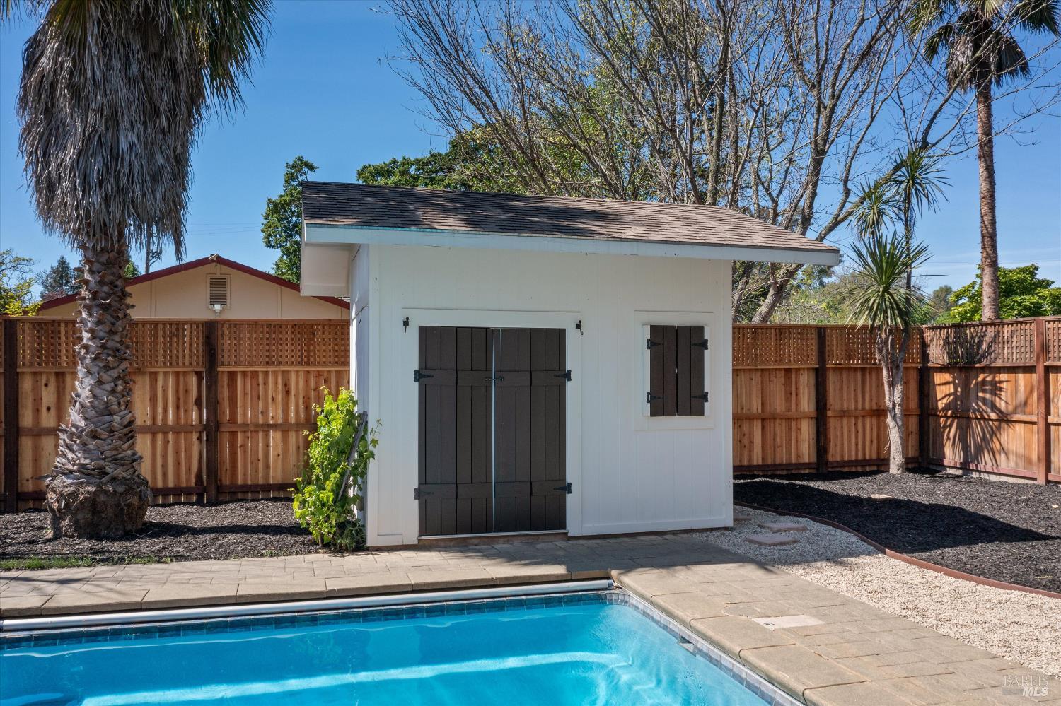 Detail Gallery Image 34 of 56 For 10014 Herb Rd, Windsor,  CA 95492 - 6 Beds | 3 Baths