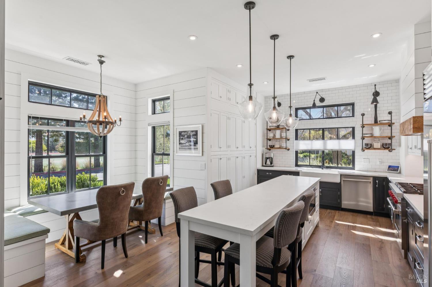 Detail Gallery Image 11 of 82 For 1810 Quail Ct, Saint Helena,  CA 94574 - 4 Beds | 3 Baths