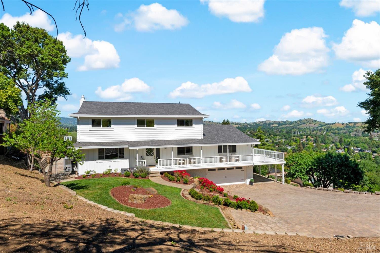 Detail Gallery Image 5 of 99 For 160 Wykoff Dr, Vacaville,  CA 95688 - 6 Beds | 4 Baths