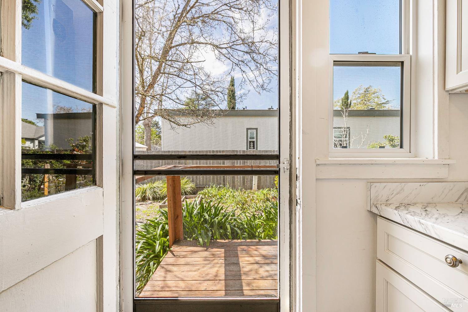 Detail Gallery Image 6 of 22 For 182 Torzelli Ln, Santa Rosa,  CA 95407 - 1 Beds | 1 Baths