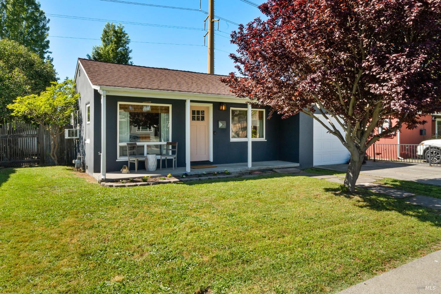 Detail Gallery Image 6 of 47 For 863 Oakwood Ave, Vallejo,  CA 94591 - 3 Beds | 1 Baths