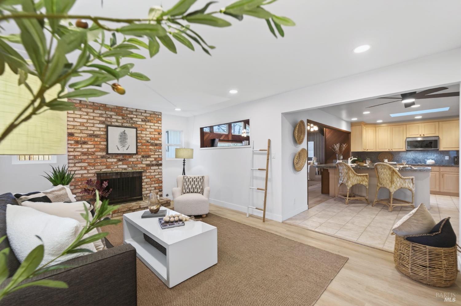 Detail Gallery Image 26 of 79 For 2447 Rigdon St, Napa,  CA 94558 - 5 Beds | 4 Baths