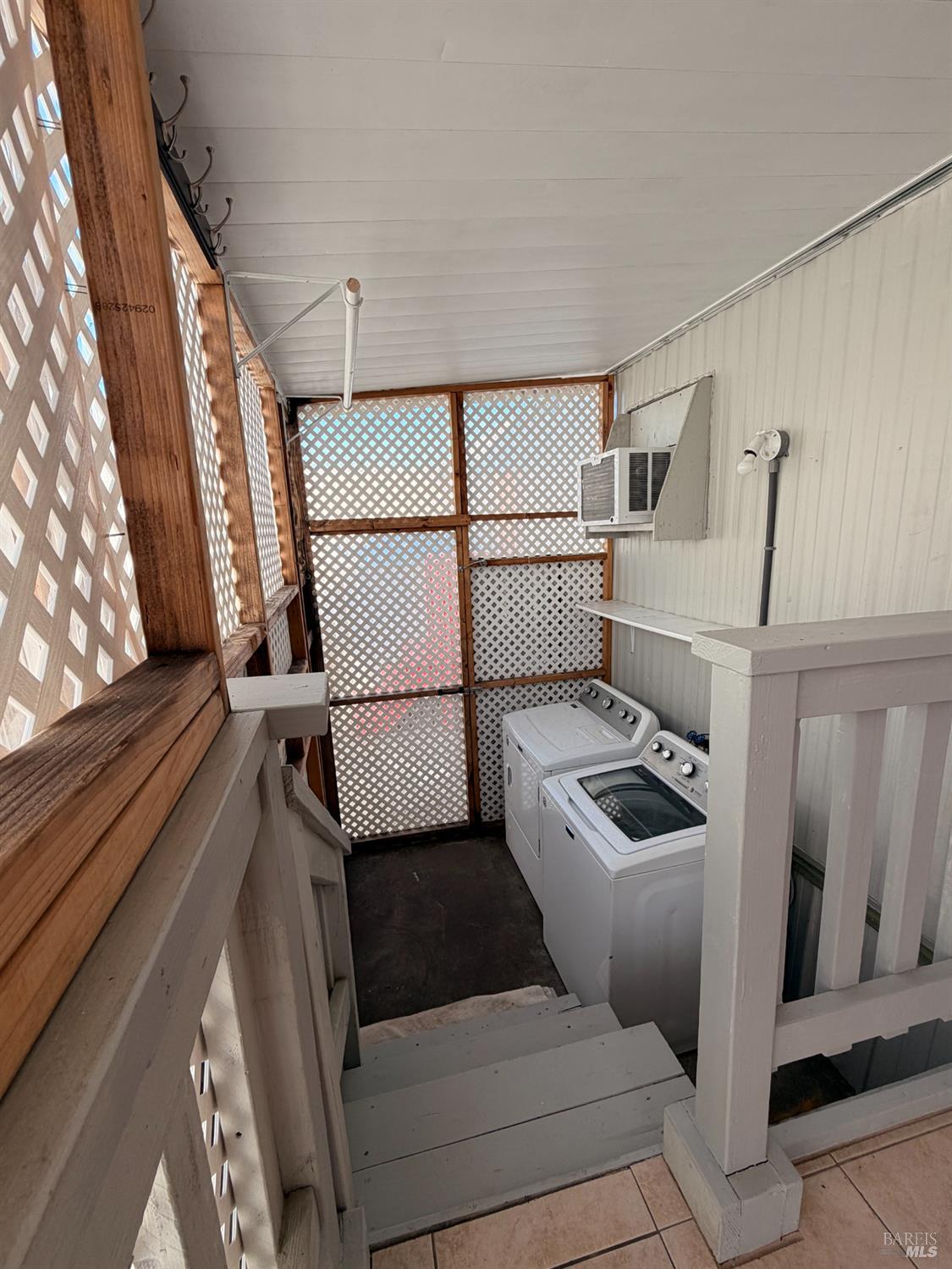 Detail Gallery Image 9 of 9 For 2500 Springs Rd, Vallejo,  CA 94591 - 2 Beds | 1 Baths