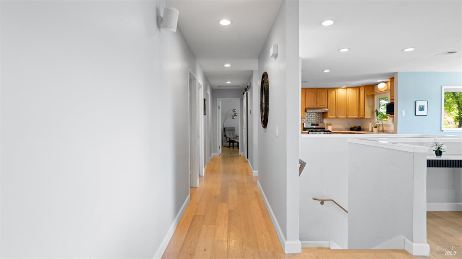 Detail Gallery Image 29 of 52 For 1229 Monte Vista Ct, Benicia,  CA 94510 - 3 Beds | 2 Baths