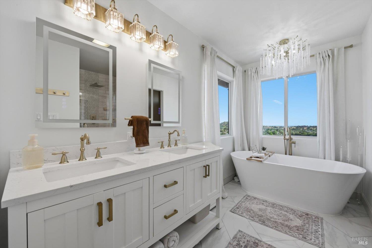 Detail Gallery Image 51 of 99 For 160 Wykoff Dr, Vacaville,  CA 95688 - 6 Beds | 4 Baths