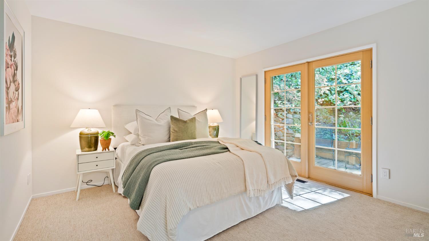 Detail Gallery Image 31 of 77 For 5 Viox Way, San Rafael,  CA 94901 - 4 Beds | 3/1 Baths