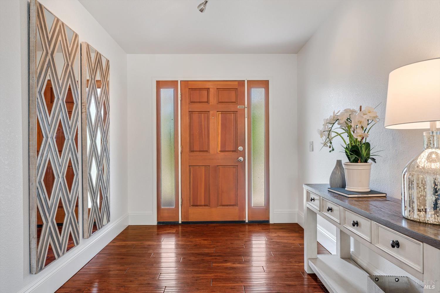 Detail Gallery Image 6 of 56 For 10014 Herb Rd, Windsor,  CA 95492 - 6 Beds | 3 Baths