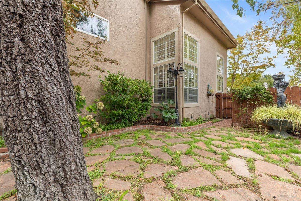 Detail Gallery Image 54 of 76 For 3229 Seminole Cir, Fairfield,  CA 94534 - 5 Beds | 3 Baths