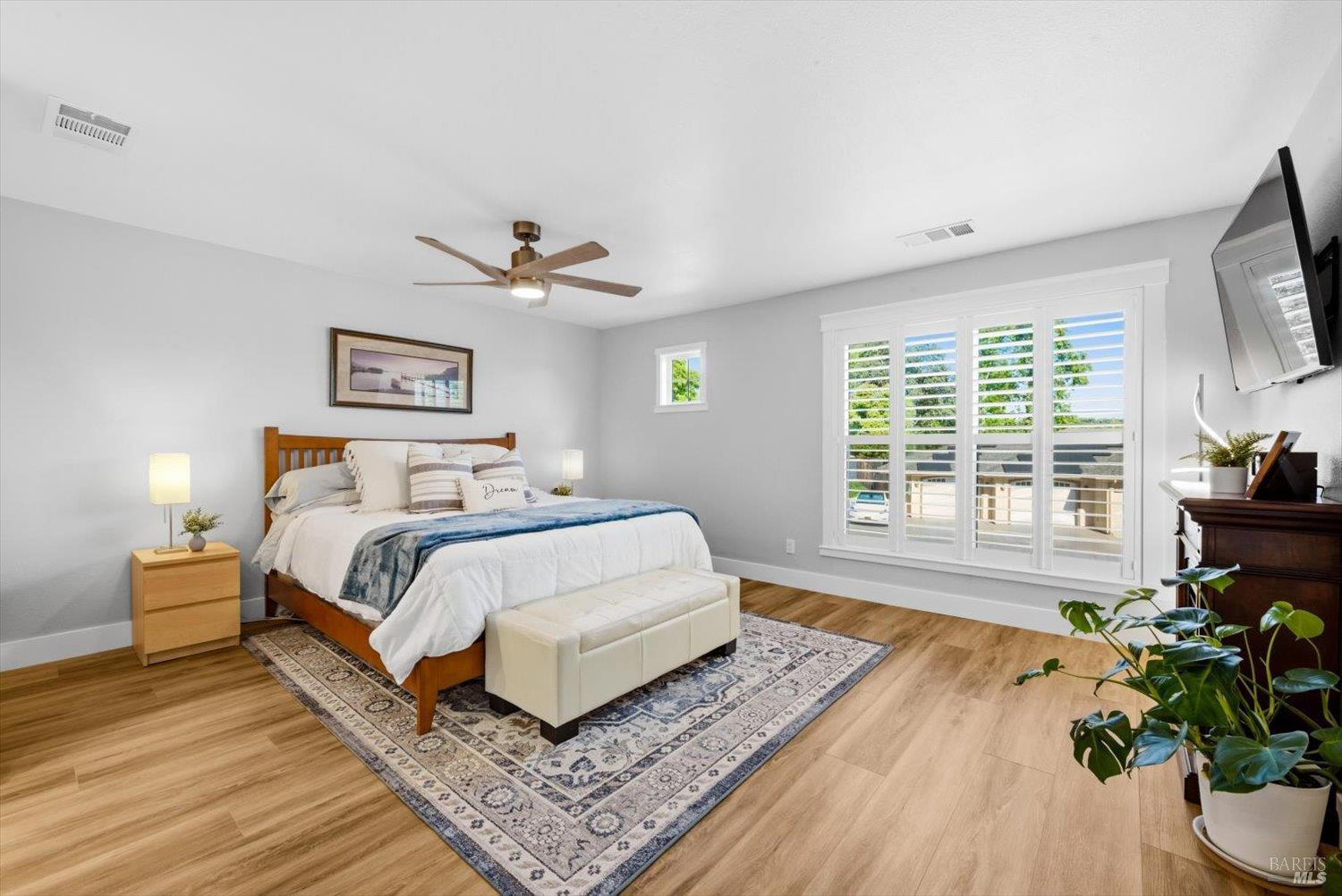 Detail Gallery Image 39 of 99 For 104 Westwood St, Vacaville,  CA 95688 - 5 Beds | 2/1 Baths