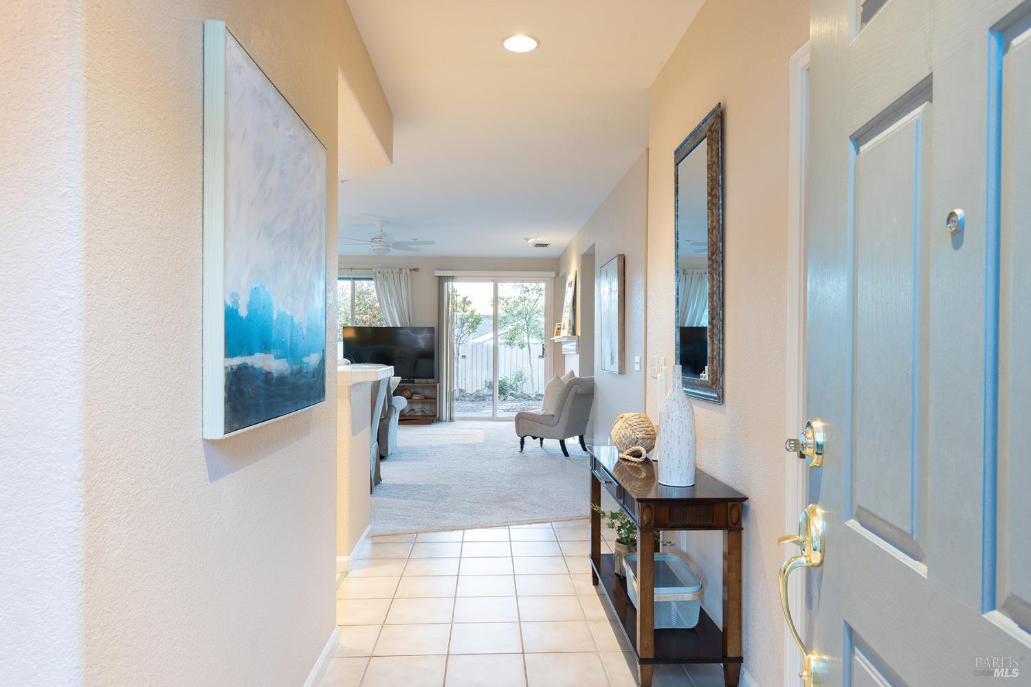Detail Gallery Image 8 of 26 For 274 Red Mountain Dr, Cloverdale,  CA 95425 - 2 Beds | 2 Baths