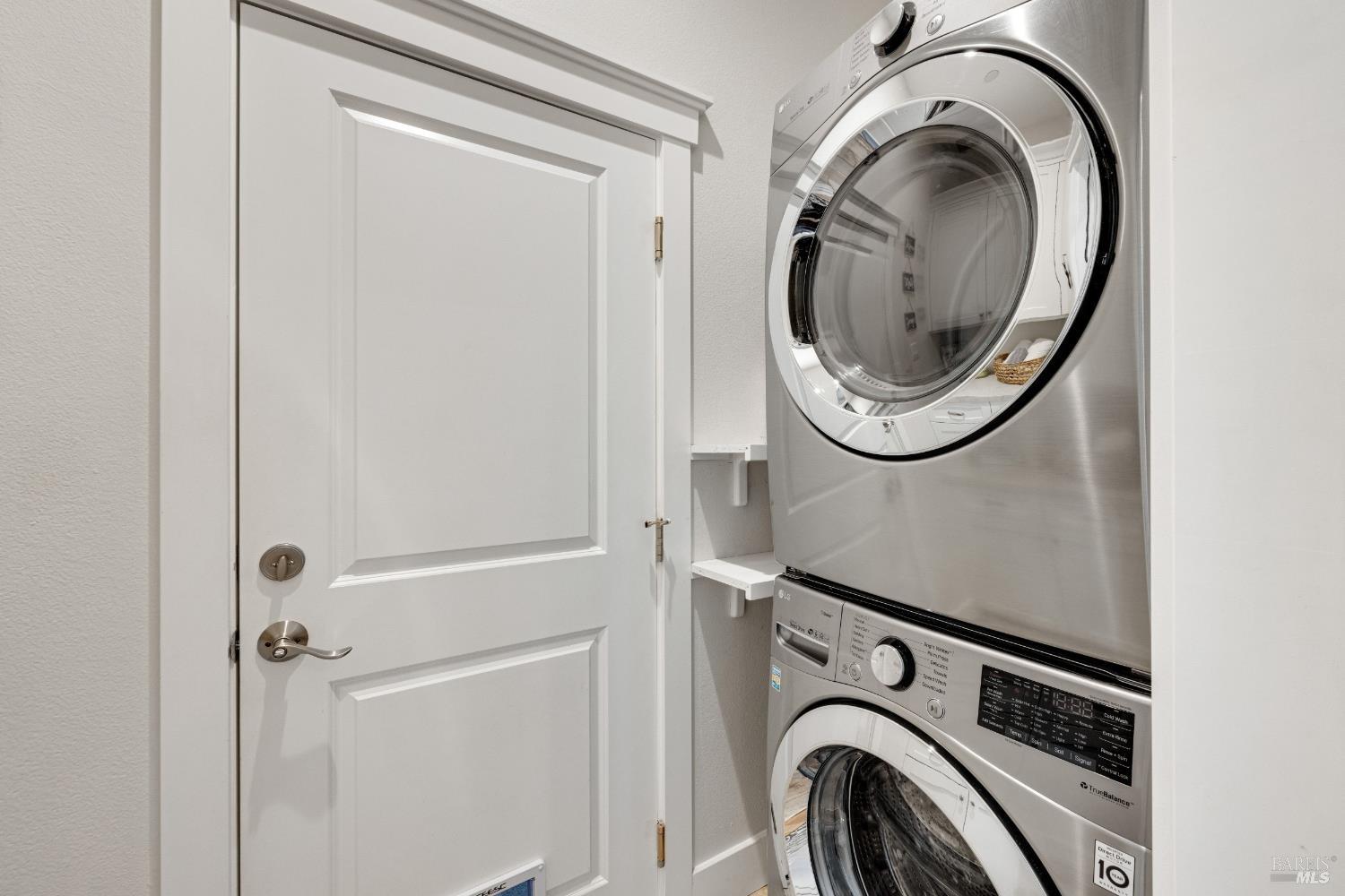 Detail Gallery Image 33 of 44 For 1935 San Marcos Dr, Santa Rosa,  CA 95403 - 3 Beds | 2 Baths