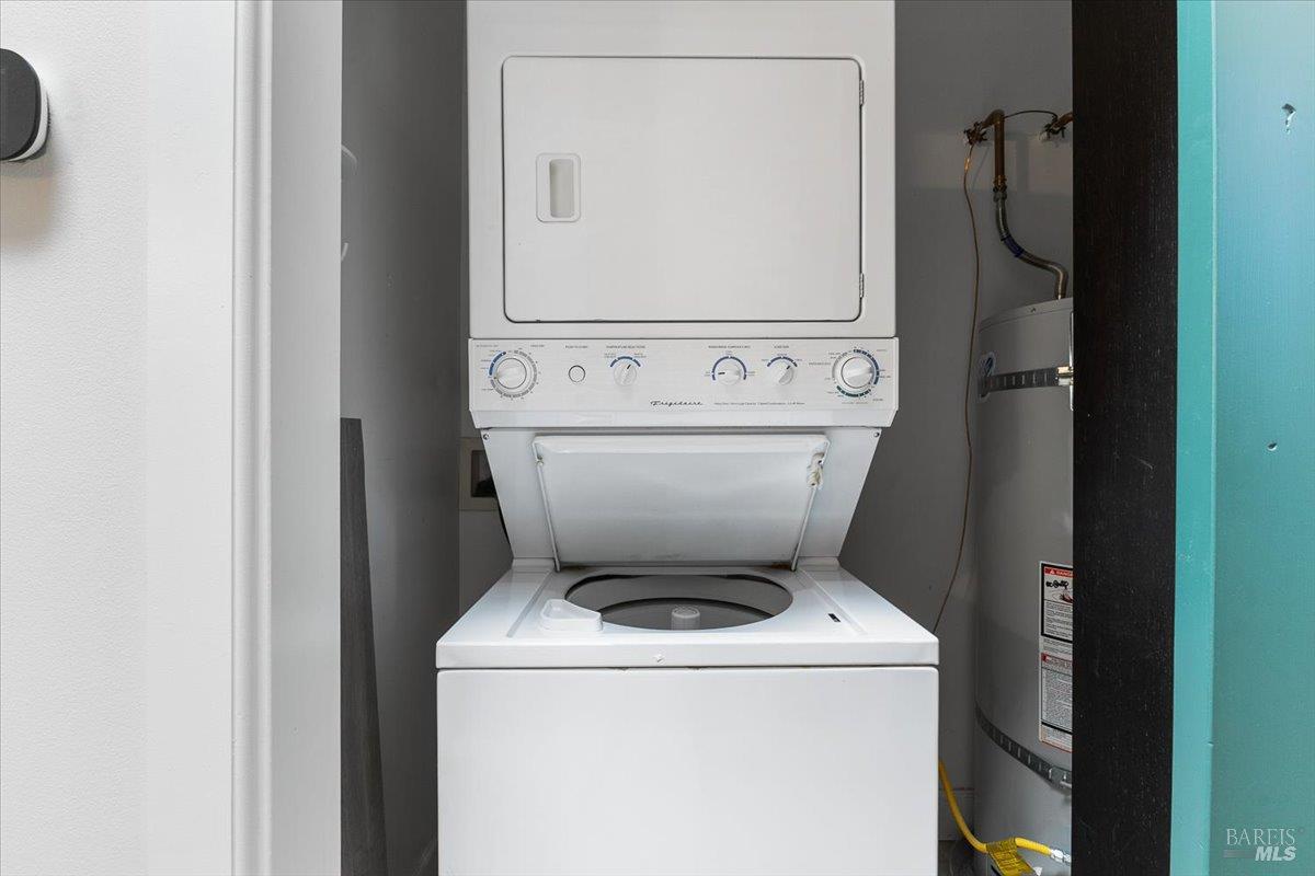 Detail Gallery Image 19 of 29 For 331 Keller St #6,  Petaluma,  CA 94952 - 2 Beds | 2/1 Baths