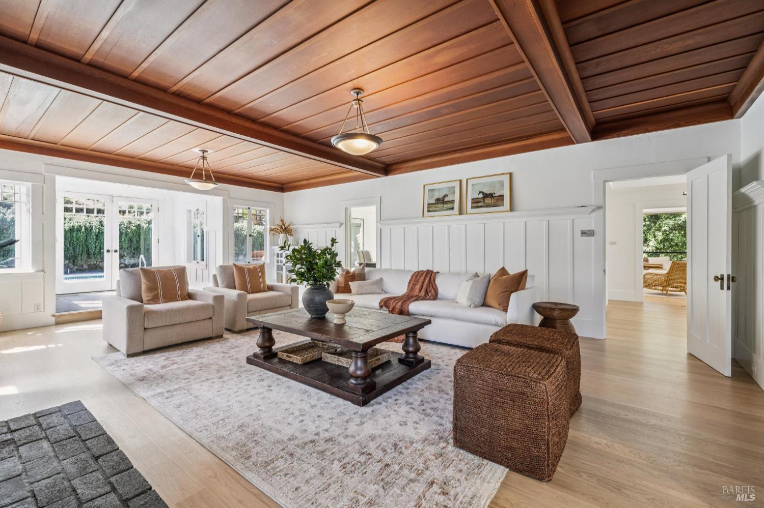 Detail Gallery Image 31 of 93 For 47 Main Dr, San Rafael,  CA 94901 - 4 Beds | 5 Baths