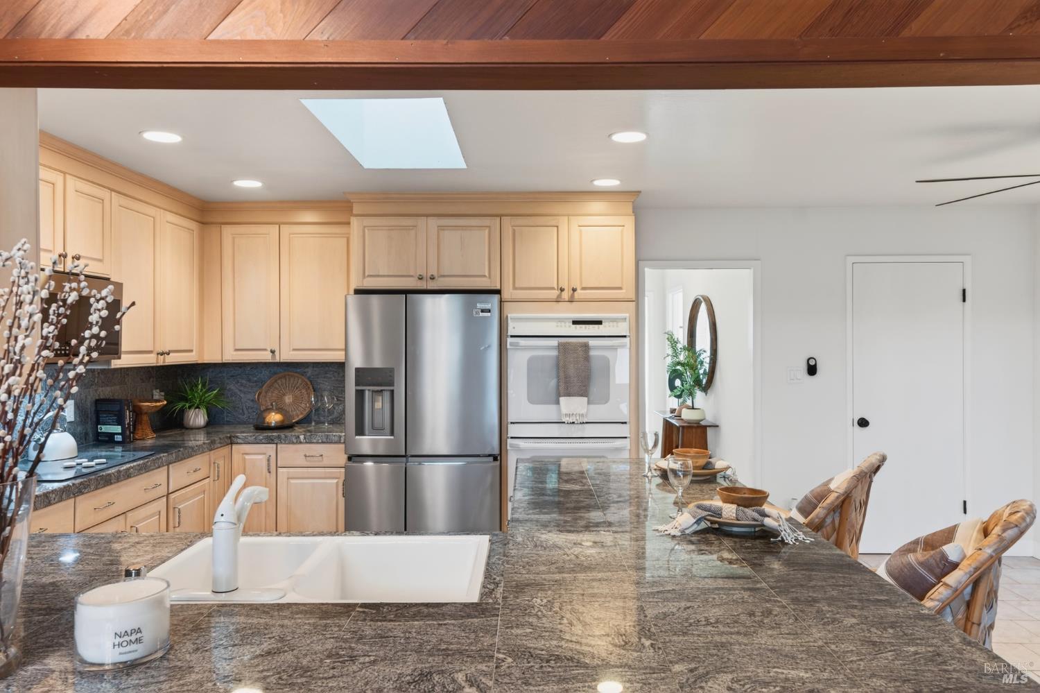 Detail Gallery Image 14 of 79 For 2447 Rigdon St, Napa,  CA 94558 - 5 Beds | 4 Baths