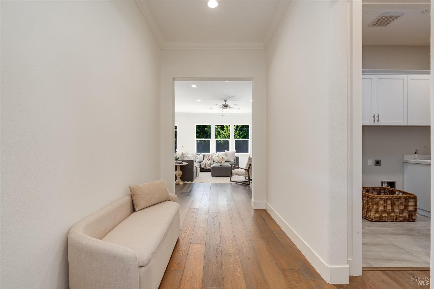 Detail Gallery Image 8 of 40 For 215 Pheasant Ct, Napa,  CA 94558 - 4 Beds | 2/1 Baths